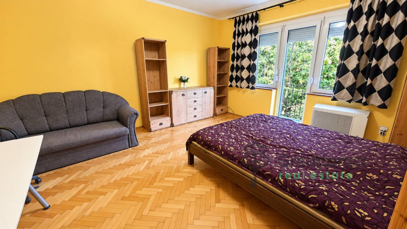 Debrecen, Close To Plaza, flat  