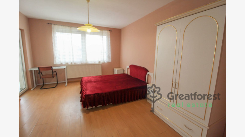 Debrecen, City Center, flat  