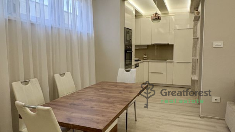 Debrecen, City Center, flat  