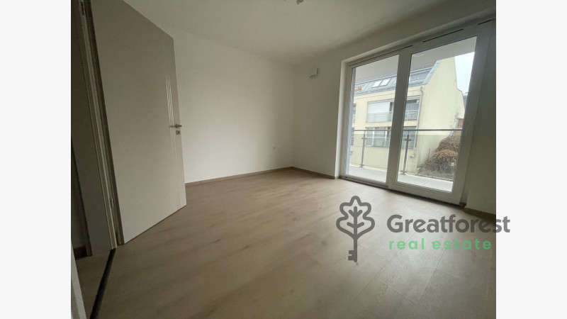 Debrecen, Miklóskapu, flat  