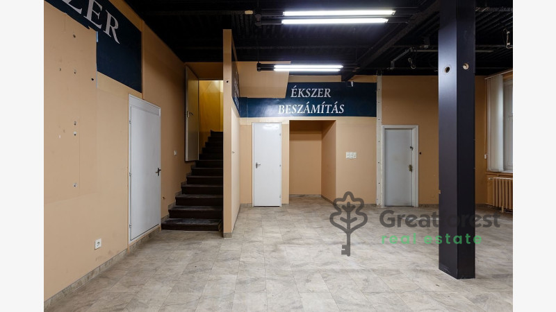 Debrecen, City Center, commercial premises not in shopping center  