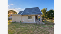 Debrecen, Bánk, family house  