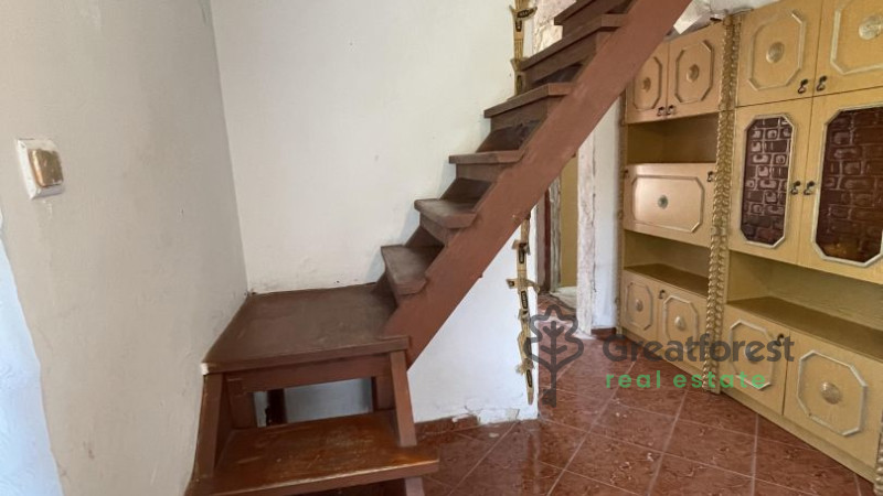 Debrecen, Bánk, family house  