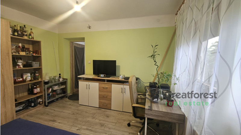 Debrecen, City South-East, family house  