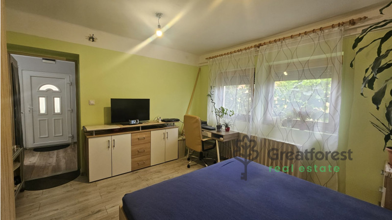 Debrecen, City South-East, family house  