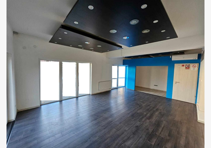 Commercial Premises Not In Shopping Center