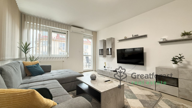 Debrecen, Agricultural Unversity, flat  