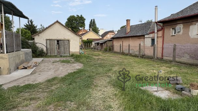 Debrecen, City South, family house  