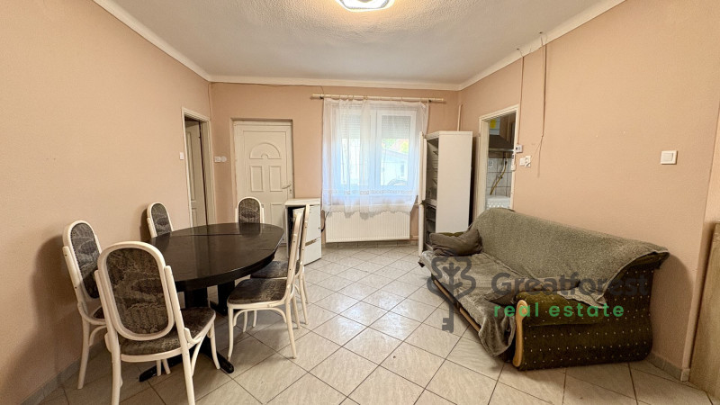 Debrecen, City South, family house  