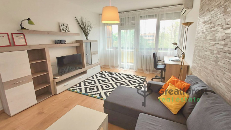 Debrecen, Close To Main Campus, flat  