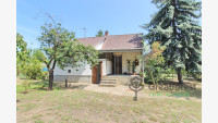 Debrecen, Biczó István kert, family house in periferical area  