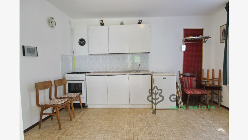 Debrecen, Biczó István kert, family house in periferical area  