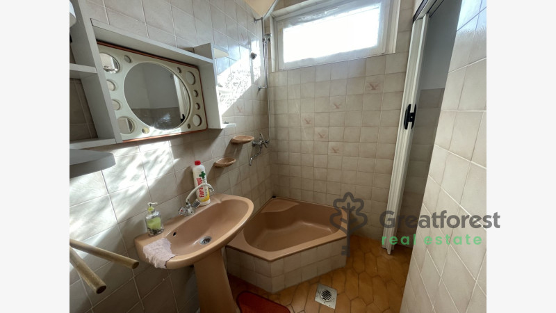 Debrecen, City South-East, family house  