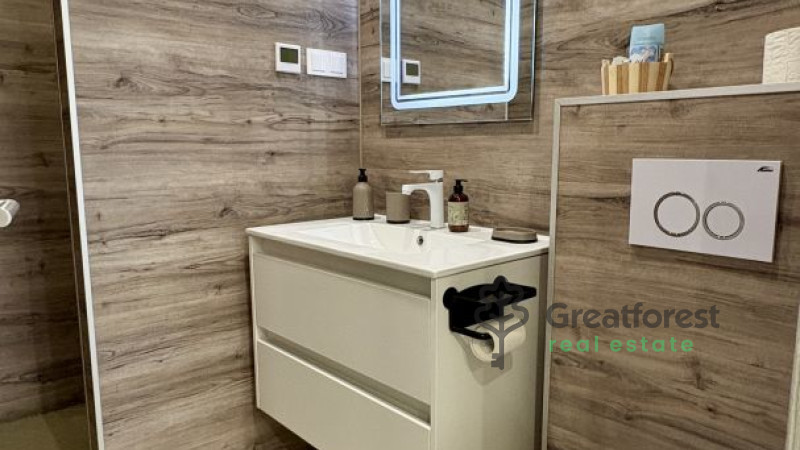 Debrecen, Tesco Area, family house  