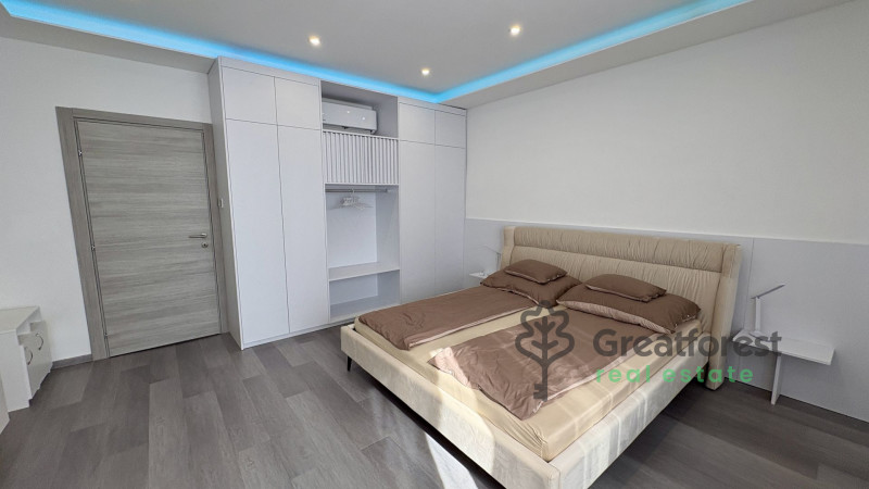 Debrecen, Tesco Area, family house  