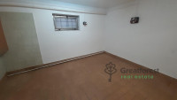Debrecen, Pércsikert, commercial premises not in shopping center  