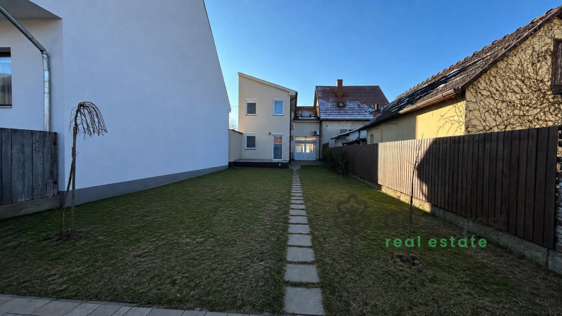 Debrecen, Close To Kassai Campus, family house  