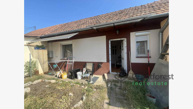 Debrecen, City East, part of a house  