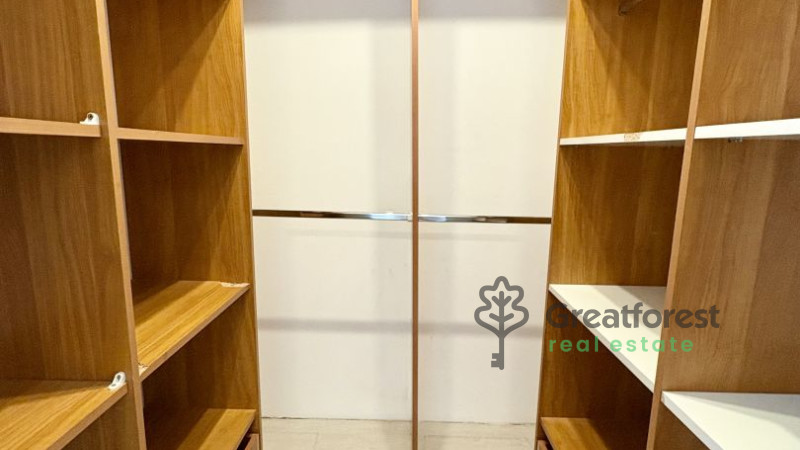 Debrecen, City South, family house  