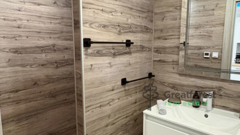 Debrecen, Tesco Area, family house  