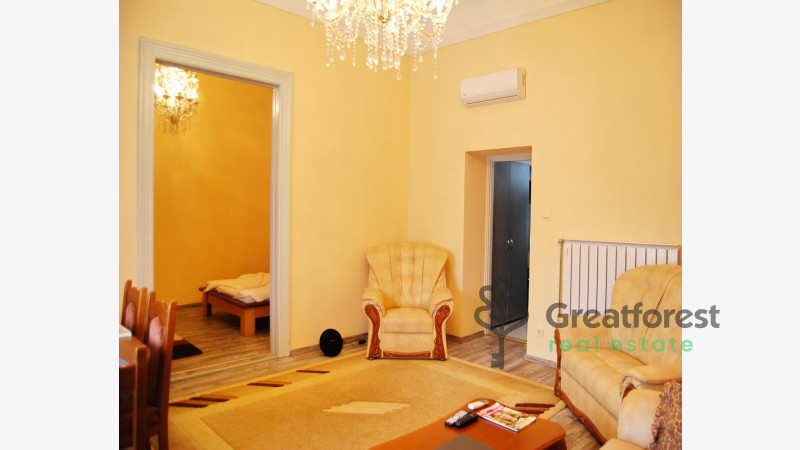 Debrecen, City Center, flat  