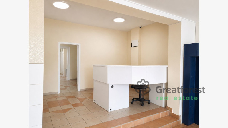 Debrecen, Kassai Campus Area, commercial premises not in shopping center  