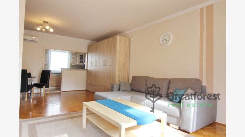 Debrecen, City Center, flat  