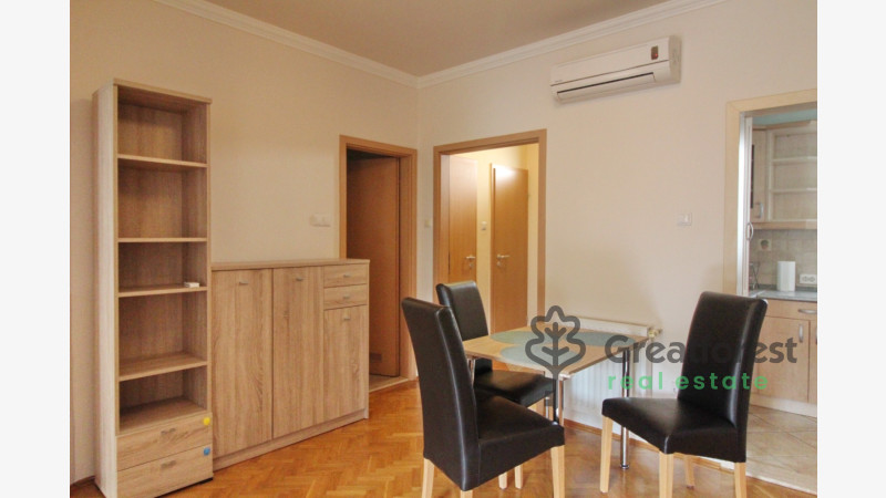 Debrecen, City Center, flat  
