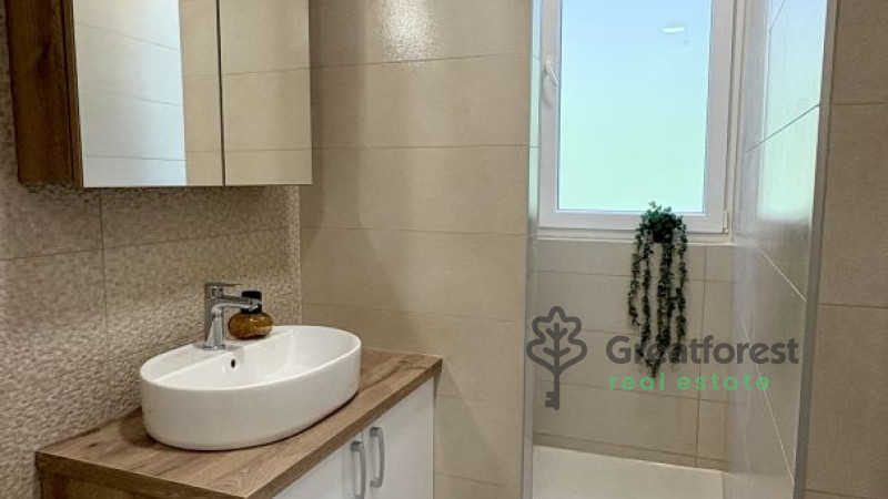 Debrecen, City Center, flat  