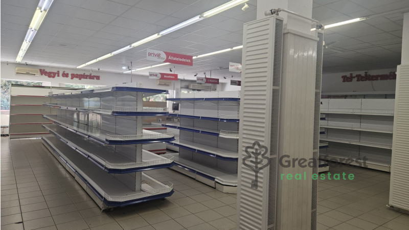 Debrecen, Close To City Center, commercial premises not in shopping center  