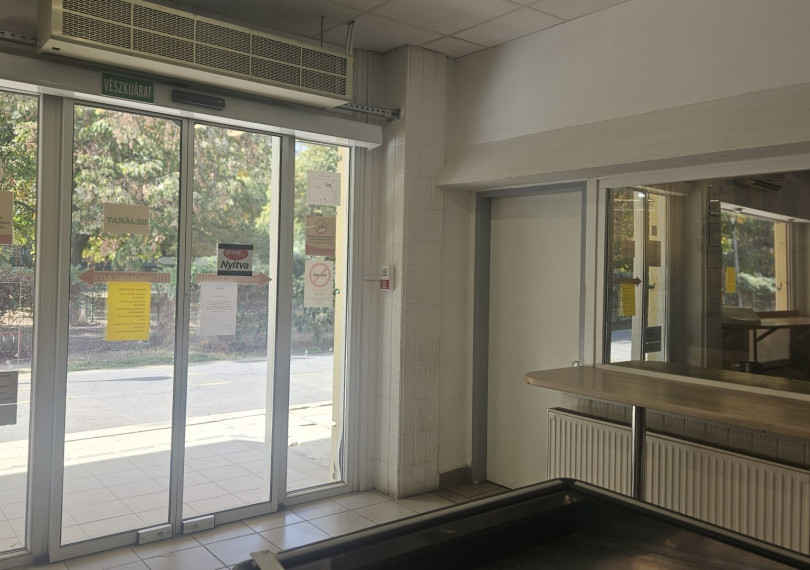 Commercial Premises Not In Shopping Center