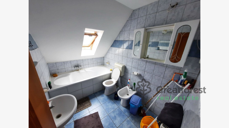 Debrecen, City North-East, family house  