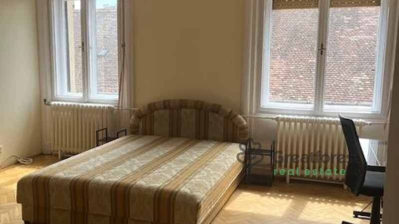 Debrecen, City Center, flat  