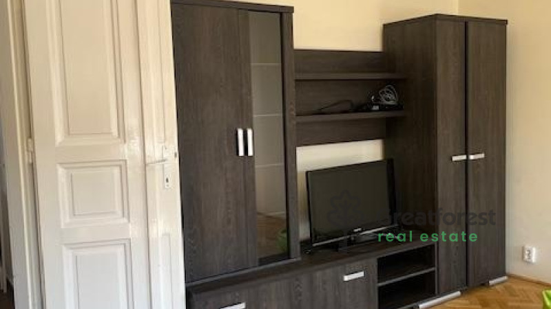 Debrecen, City Center, flat  