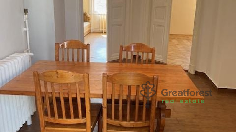 Debrecen, City Center, flat  