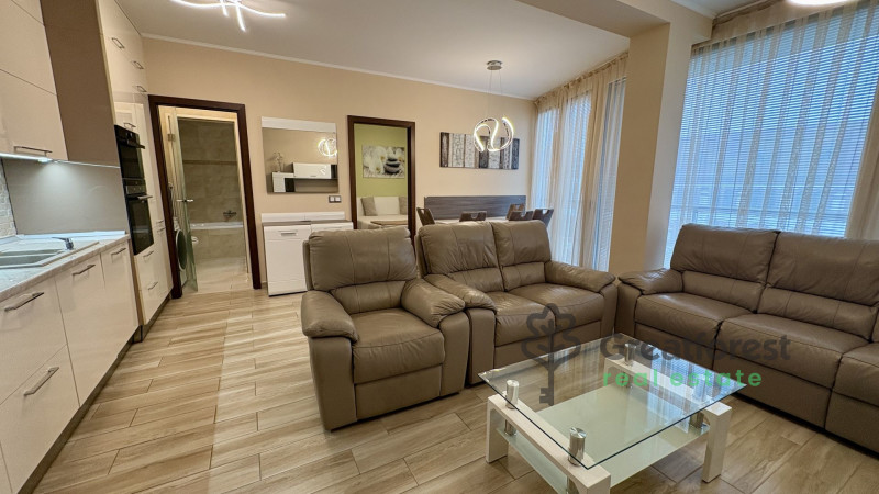 Debrecen, City Center, flat  