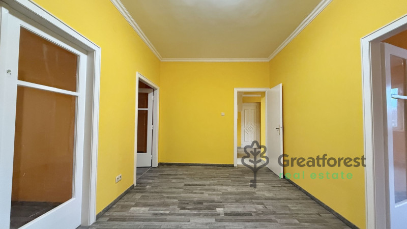 Debrecen, City Center, flat  