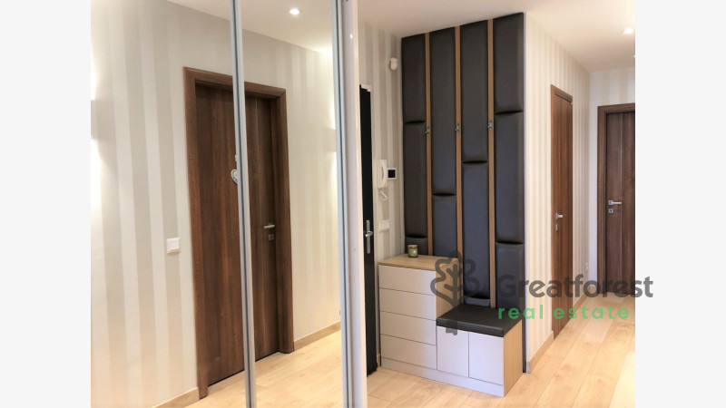 Debrecen, Bem Square, flat  