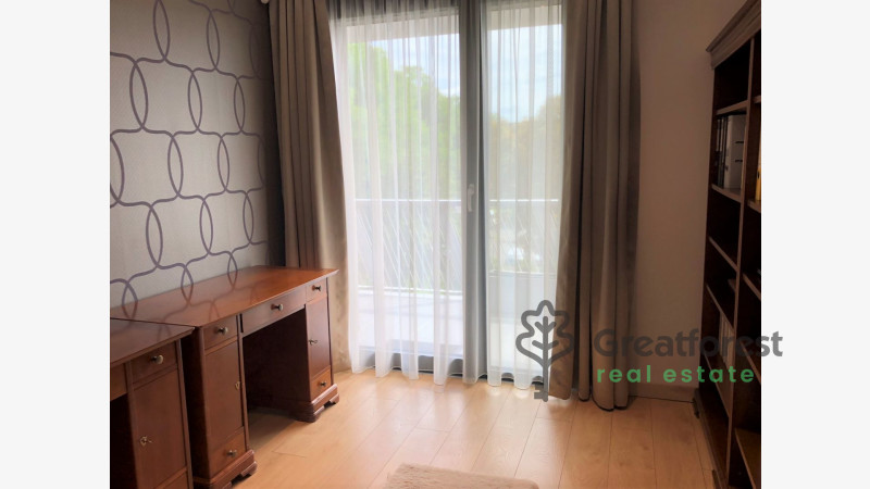 Debrecen, Bem Square, flat  