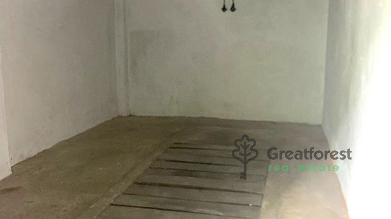 Debrecen, Bem Square, garage - individual garage  