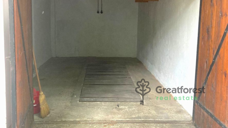 Debrecen, Bem Square, garage - individual garage  