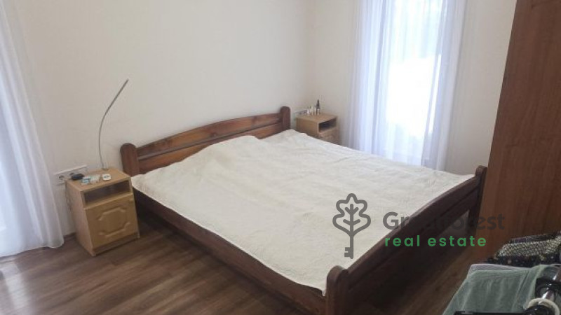 Debrecen, City South-East, family house  