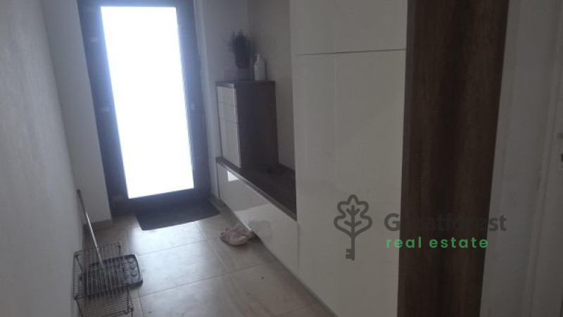 Debrecen, City South-East, family house  