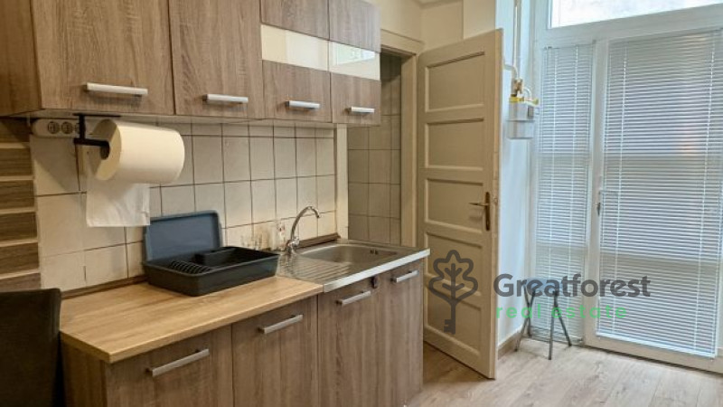 Debrecen, City Center, flat  