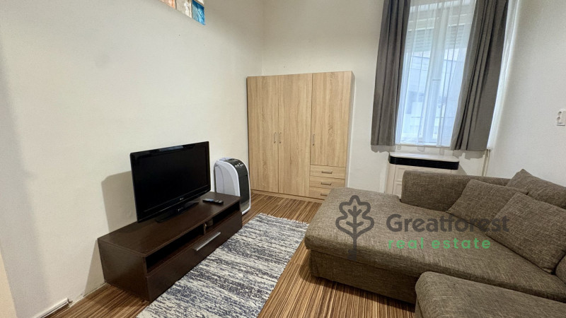 Debrecen, City Center, flat  