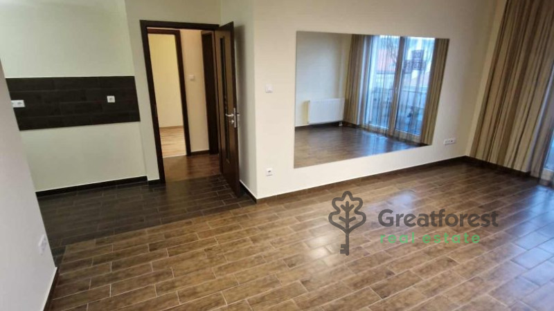 Debrecen, Close To Plaza, flat  