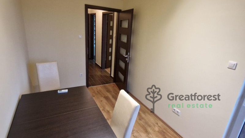 Debrecen, Close To Plaza, flat  