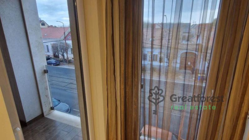 Debrecen, Close To Plaza, flat  