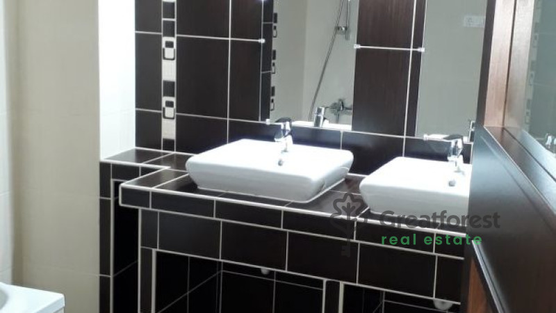 Debrecen, Close To Plaza, flat  