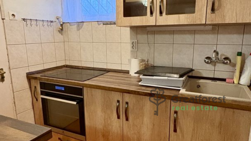 Debrecen, City South-East, family house  